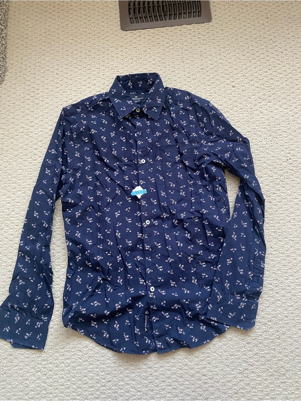 American Eagle Men's Navy Floral Long-Sleeve Button-Up Shirt